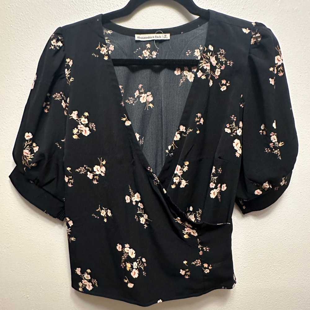 Abercrombie & Fitch floral top